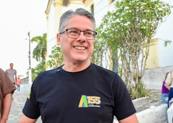 Delegado Alessandro mantém vantagem e aparece entre os eleitos ao Senado