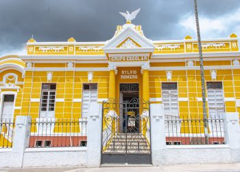 Fábio entregou Casa da Cultura, reformou escolas, creche e pavimentou ruas e avenidas em Lagarto