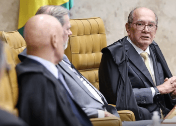 Gilmar reforça a Fachin pedido de acesso integral a celular de Vorcaro