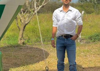 Estudante da UFS apresenta pesquisa sobre polinizadores em simpósio nacional