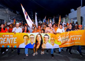 Em reta final de campanha, multidão toma as ruas de Lagarto e reforça apoio a Gustinho