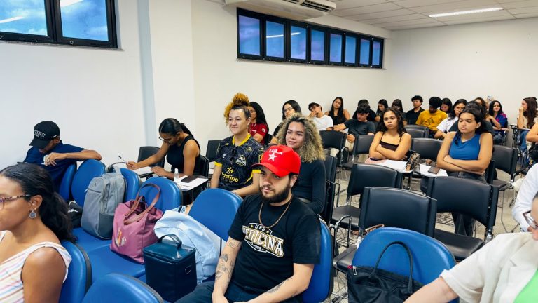 Profissionais da Rede de Saúde de Lagarto participam de encontro do PET-Saúde Digital na UFS